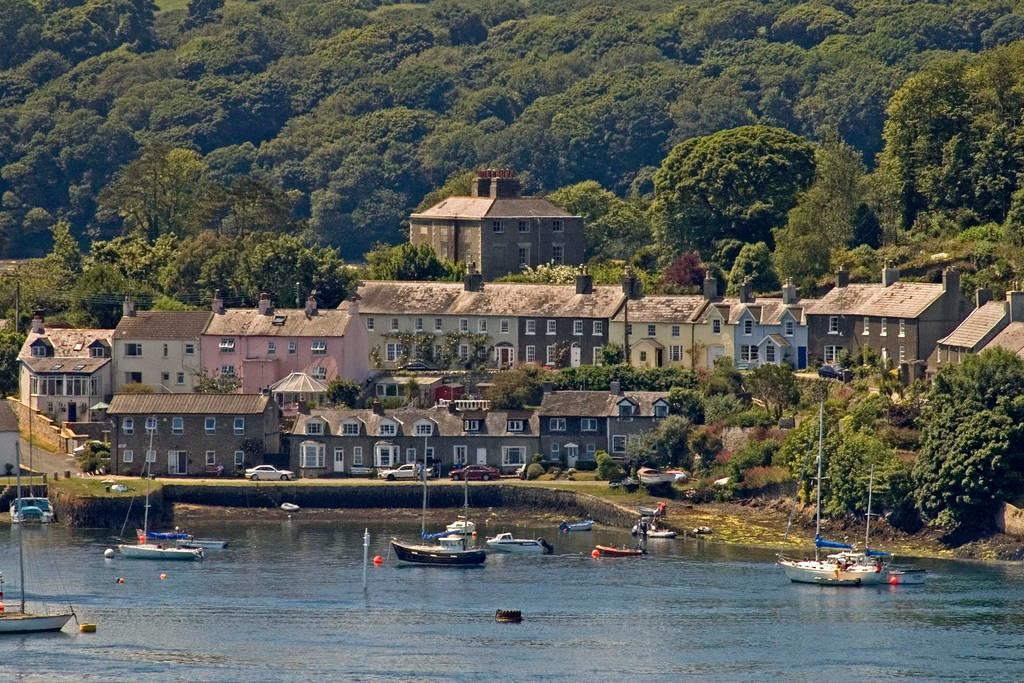 The Castle Apartment Strangford Exterior photo